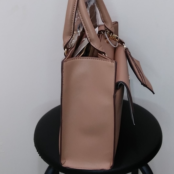 NWT Anne Klein Pocket Satchel Bag - Picture 5 of 13